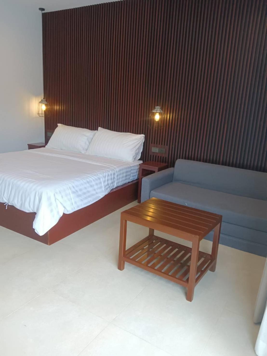 Beach House By Rose Massage Nai Thon Beach Exterior foto